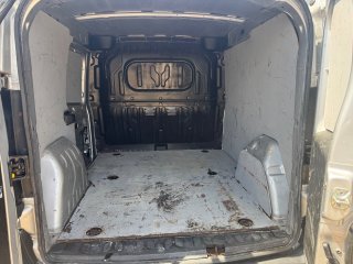 /photos/9811/b4d32721-b4b2-a610-b322-8b3dc3242a9c_i320x240.jpg